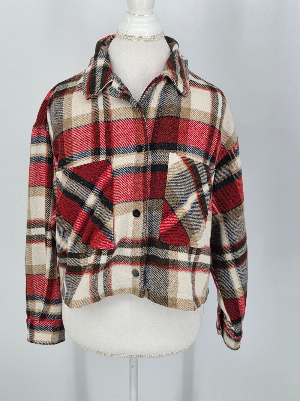 Zara Shacket Womens S Red Cream Plaid Cropped Button Up Flannel Shirt Jacket